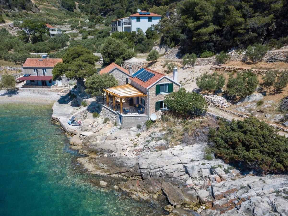 Holiday home Seaside Maslina *